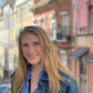 Meet your Posher, Julia